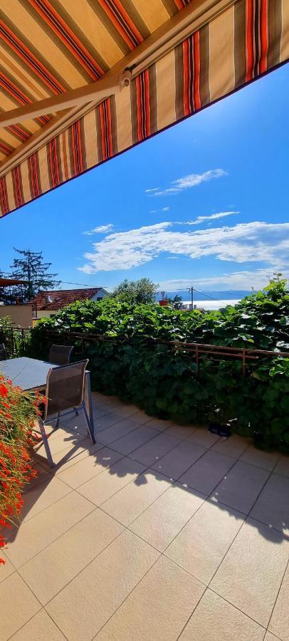 Apartments Skorup Ičići エクステリア 写真