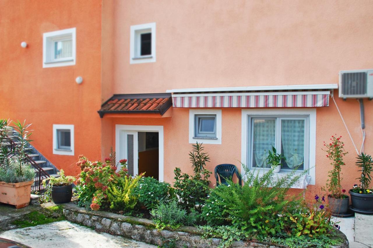 Apartments Skorup Ičići エクステリア 写真