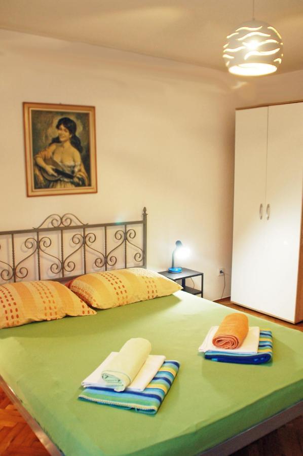 Apartments Skorup Ičići エクステリア 写真
